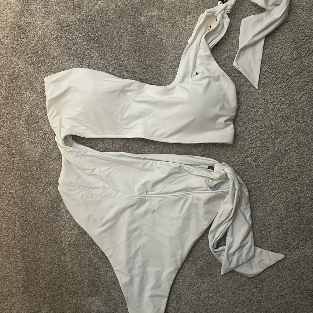 Elegant White One-Shoulder Swim One Piece